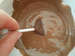 CAKE-POPS-2.JPG