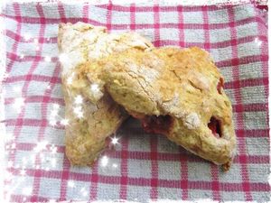 2012_05_16-scones-fraise-ricotta.jpg