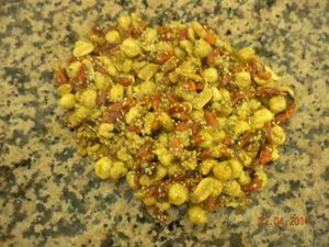 Foto croccantino con bacche di goji bacche di goji