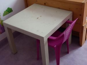 montessori-table-enfant.jpg