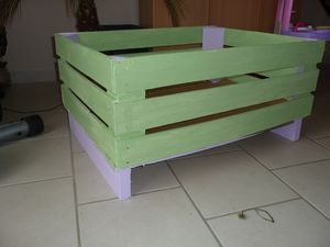 coffre-jouet-peint.jpg