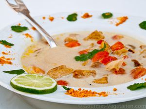 Soupe-Thai-Assiette-cuillere1.jpg