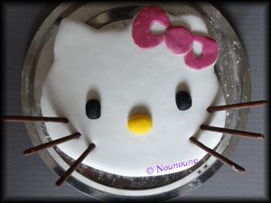 Gâteau Hello Kitty 1