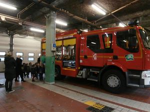 visite de la caserne des pompiers de Caucriauville Le blog de