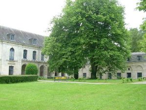 Abbaye-du-Gard.JPG