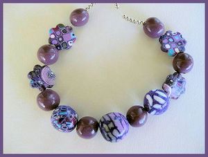 collier violet