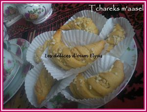 Croissants de lune miellés ou Tchareks m'aassel