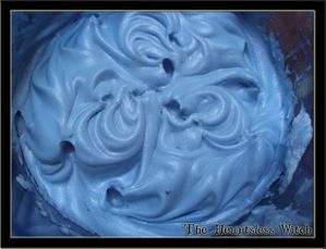heartsless-cupcakes-bleu-03