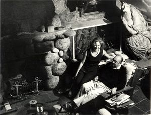 Pablo-Neruda-y-Matilde-Urrutia-x-Sara-Facio.jpg