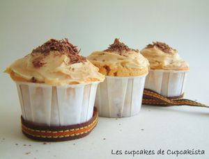 Peanut Butter Cupcakes-4