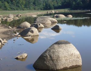 Lac-du-Merle-Sidobre.jpg