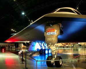 05NorthropB2Spiritmuseum.jpg