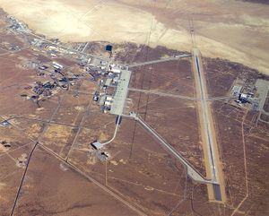 746px-Edwards_Air_Force_Base-_Calif-_main_base_area.jpg