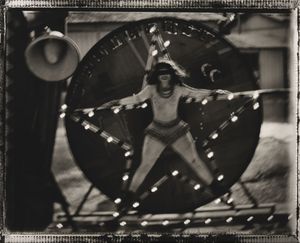 CIRCUSsarahmoon