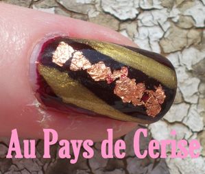 foils-nuggets-nail-art.jpg