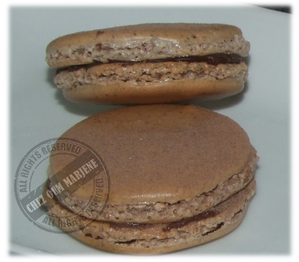 MACARONS-NOISETTE.png