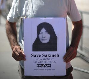 Sakineh mobilisation-londres-contre-lapidation-iran