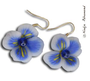 Bouecle-d-oreille-fleur-fimo.jpg