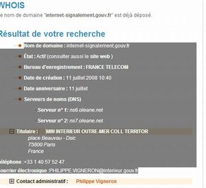 a-qui-m-adresse-signalement-faux-contact.jpg