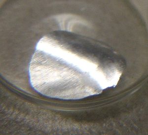 Indium-metal-foil.JPG