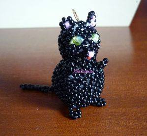 chat noir en perles 1