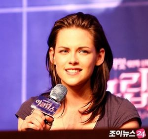 kstewartfans025
