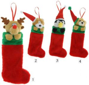 chaussette-peluche-de-noel.jpg
