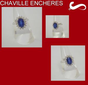 CHAVILLE ENCHERES BAGUE SAPHIR CENTRAL DIAMANTS