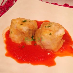 Médaillons de lotte et purée de poivrons