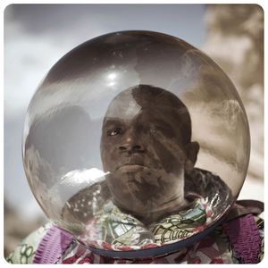 01_iko_iko_the_afronauts_cristina_de_middel.jpg
