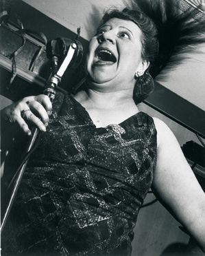 LisetteModel-Metropole-cafe-NY-c-1946.jpg