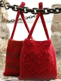 sac-rouge-avec-coeur.jpg