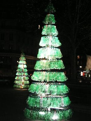 Paris arbres de Noel bouteilles