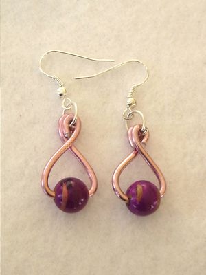 4---fil-rose-perles-violettes.JPG