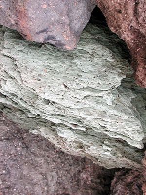 Pantellerite - Gipo Montesanto foto-sicilia