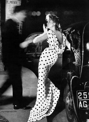 Suzy Parker 1957, photo by Richard Avedon