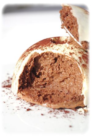 Dome-de-mousse-au-chocolat-coeur-caramel-VII.jpg