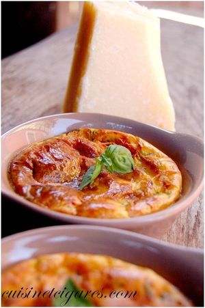 Amuse-Boouche Parmesan, Tomates Séchées et Basilic 2