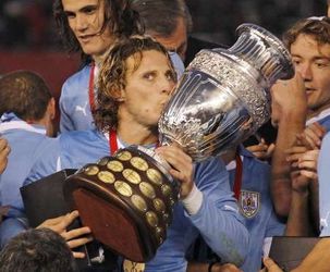 forlan.jpg