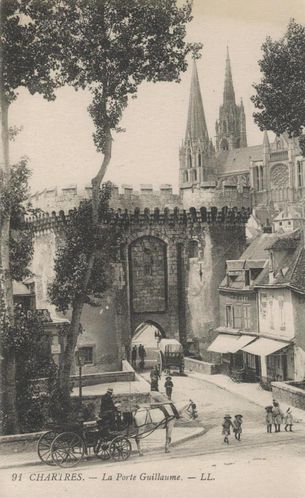 Chartres.jpg