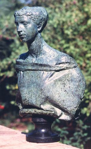 buste d'antonia 1958 bronze (84x60x40cm)