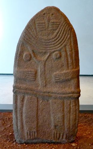 statue-menhir de Saint-Sernin 4 Rodez