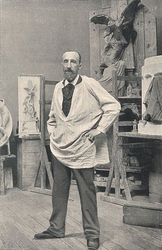 387px-Dalou dans son atelier