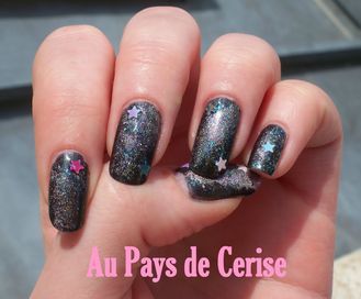 galaxy nails