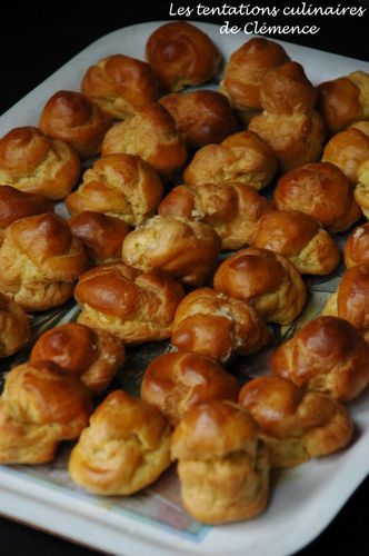 choux-foie-gras-et-confits-d-oignons.jpg