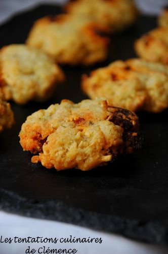 cookies-puree-pomme-de-terre-chorizo-gruyere.jpg