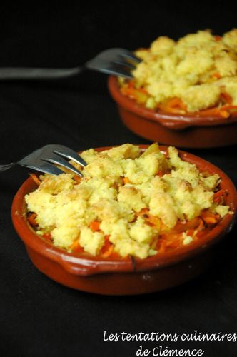 crumble-carotte--oignons--raisin-curry-coco.jpg