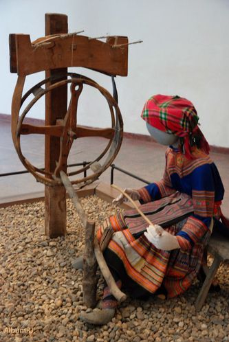 musée de l'Histoire - Hnaoï --17