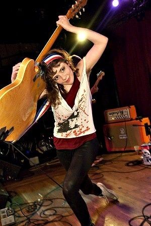 Darlins052210Mercy29
