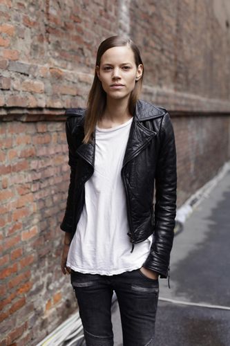 freja-beha-outsidemaxmara.jpg